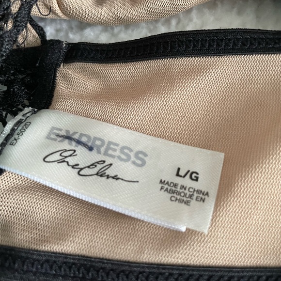 Express bralettes - Picture 2 of 2